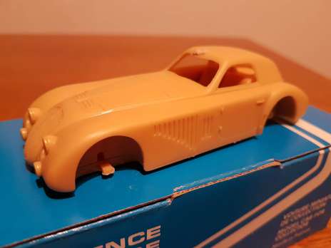Modèle réduit Alfa Romeo 8C 2900 B L-M